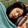 cara jitu menang main rolet online Ketika dia bahagia, dia menundukkan kepalanya ke tempat tidur merah Yu Shan.